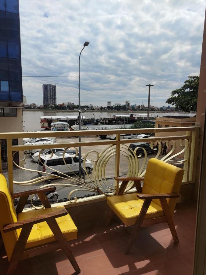 Soma Hotel Phnom Penh Exterior photo